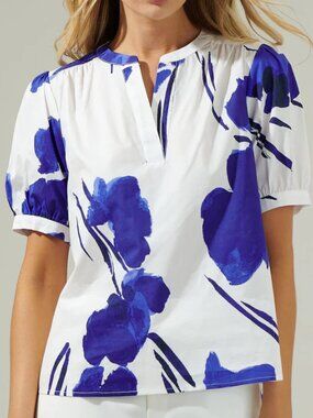 Sugarlips Neli Floral Split Neck Top, :